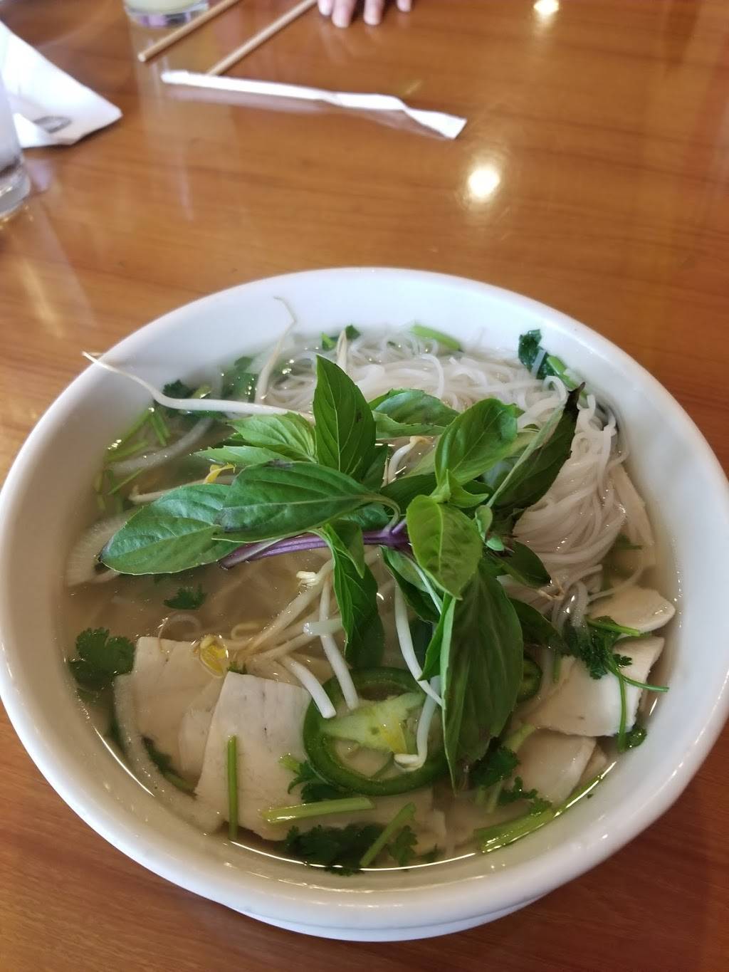 Miss Saigon Restaurant | restaurant | 560 N Washington Blvd Ste E, Sarasota, FL 34236, USA | 9419554662 OR +1 941-955-4662