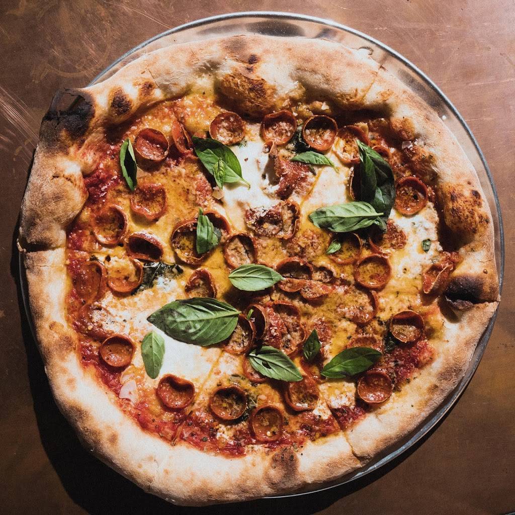 Revolver Pizza | restaurant | 1429 San Andres St, Santa Barbara, CA 93101, USA | 8056795818 OR +1 805-679-5818