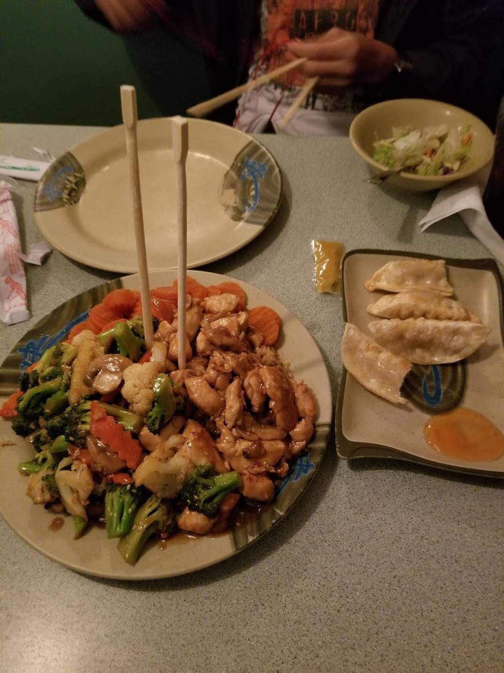 Yamato Japanese Steakhouse | restaurant | 509 N State of Franklin Rd, Johnson City, TN 37604, USA | 4232328868 OR +1 423-232-8868