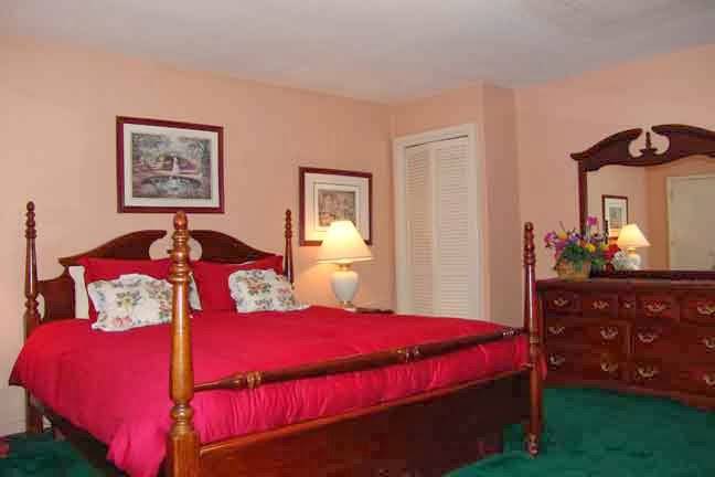 Grahams At Squaw Valley | night club | 1650 Squaw Valley Rd, Olympic Valley, CA 96146, USA | 5305810454 OR +1 530-581-0454