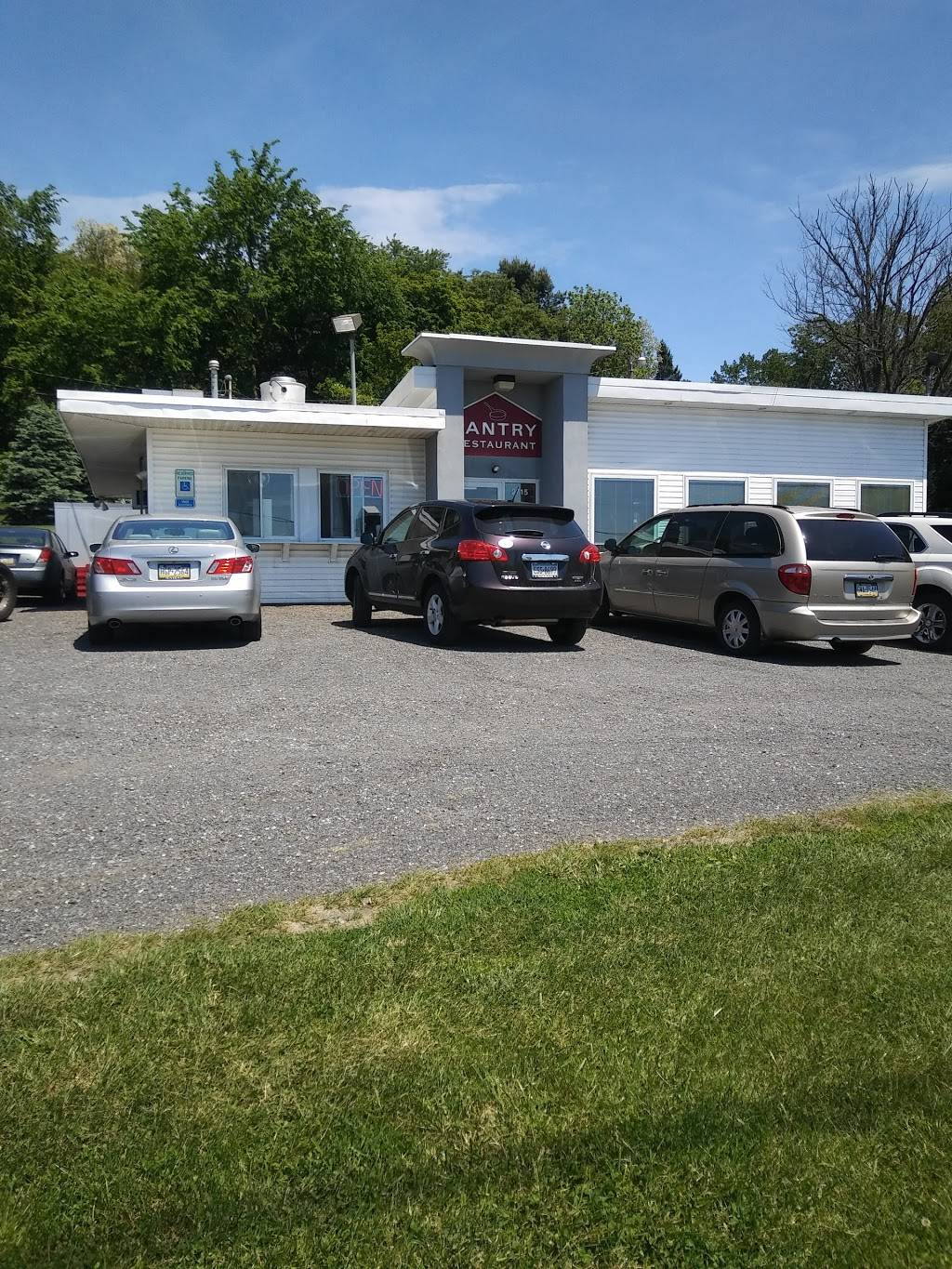 The Pantry Restaurant | restaurant | 2715 Marietta Ave, Lancaster, PA 17601, USA | 7178986034 OR +1 717-898-6034