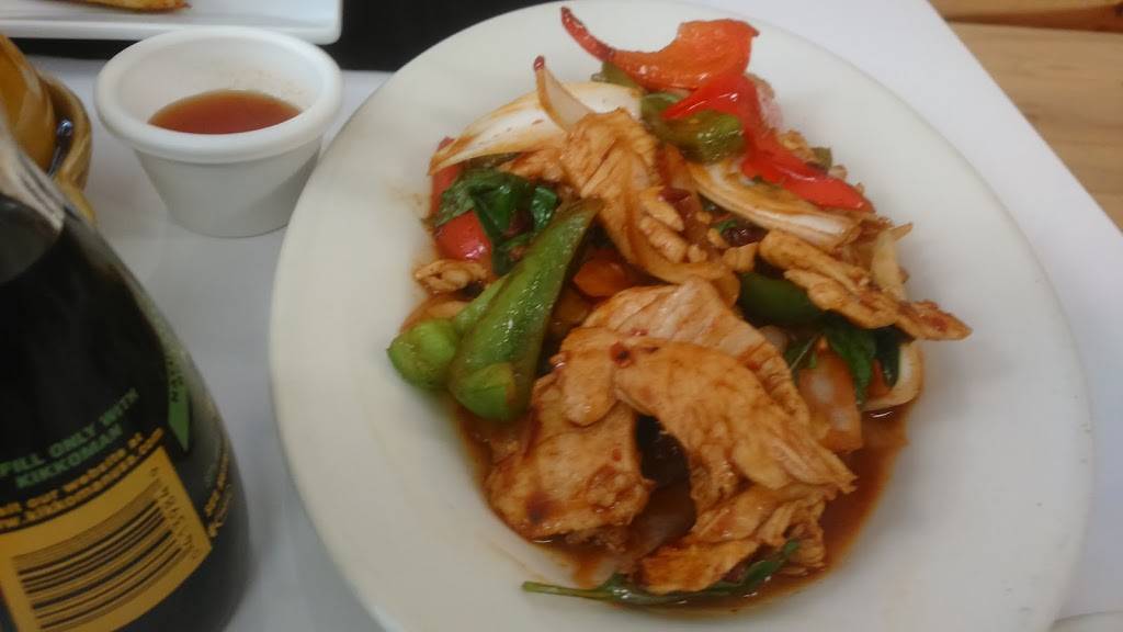 The Dish Thai Fusion Cuisine | restaurant | 11717 Moorpark St, Studio City, CA 91604, USA | 8184232188 OR +1 818-423-2188