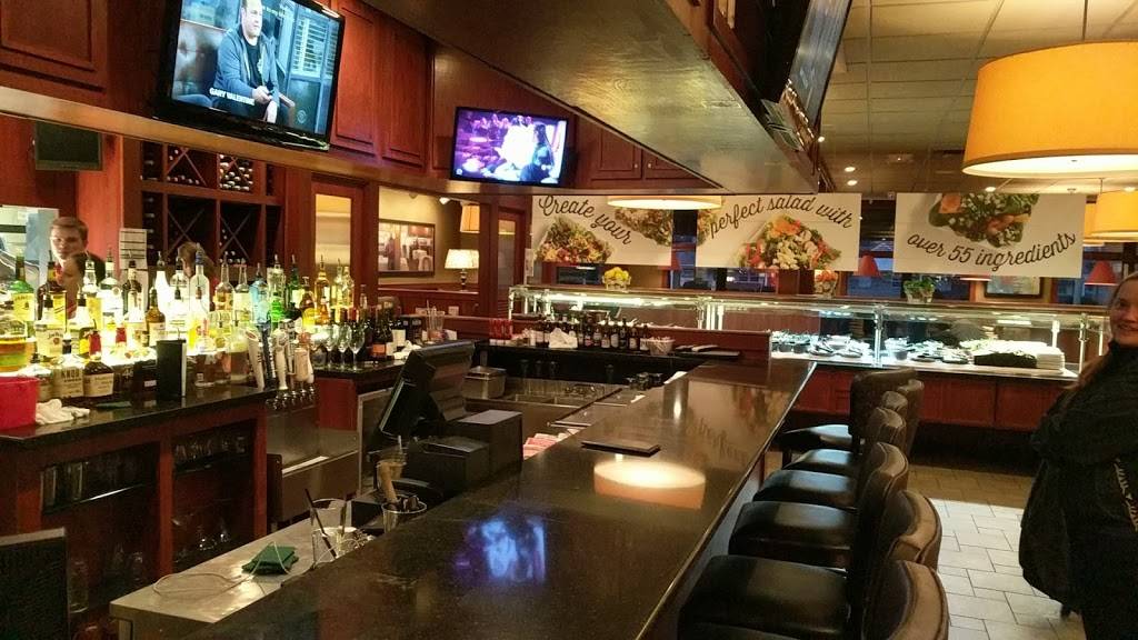 Ruby Tuesday | restaurant | 1901 W McGalliard Rd, Muncie, IN 47304, USA | 7652884200 OR +1 765-288-4200