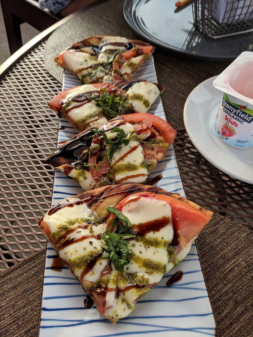 50 West Plainville | restaurant | 50 W Main St, Plainville, CT 06062, USA | 8603515066 OR +1 860-351-5066