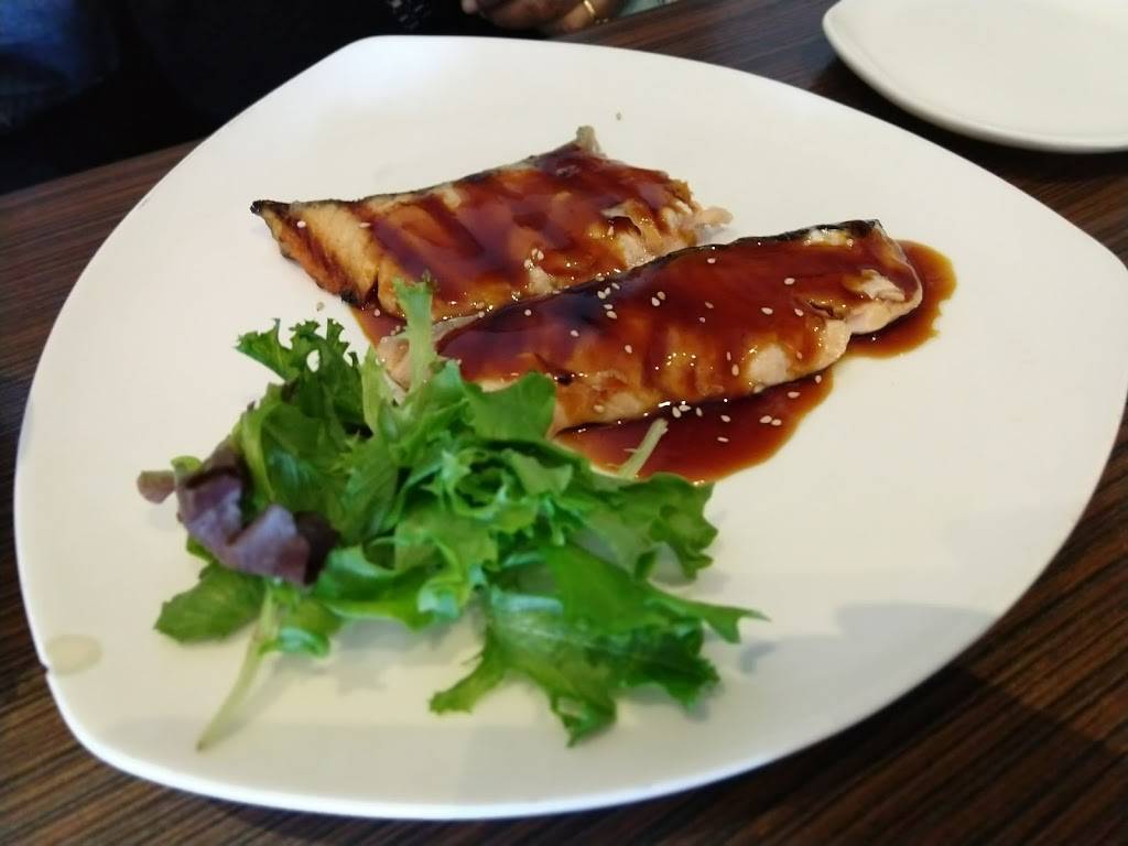 Naked Fish Millbrae | restaurant | 979 Broadway #100, Millbrae, CA 94030, USA | 6506926288 OR +1 650-692-6288