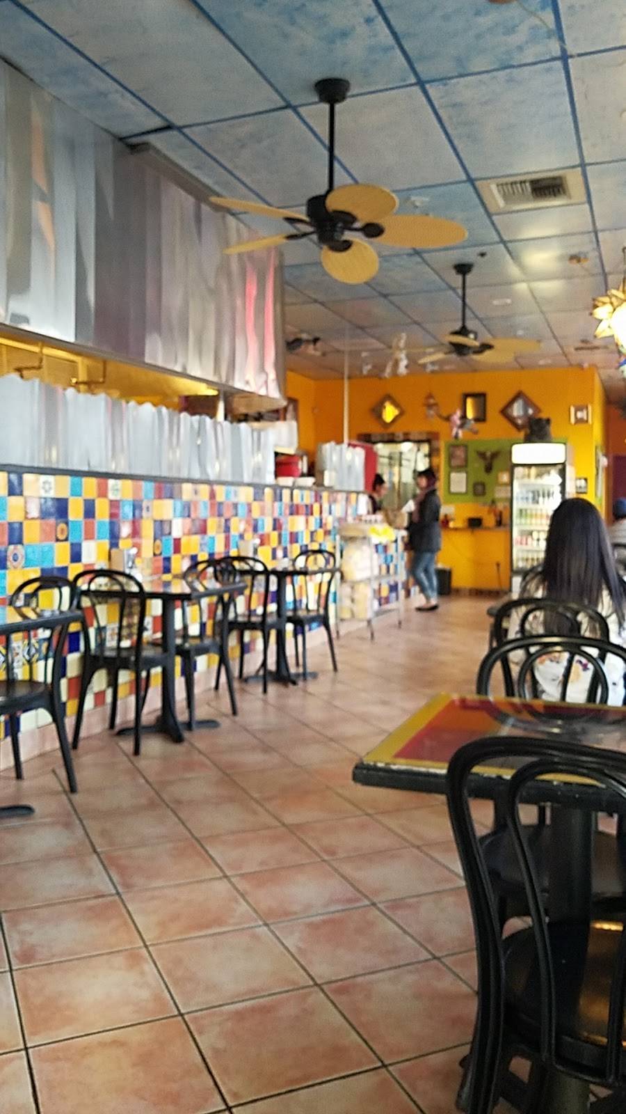 Villa Corona | restaurant | 1989 Peabody Rd # 9, Vacaville, CA 95687, USA | 7074477683 OR +1 707-447-7683