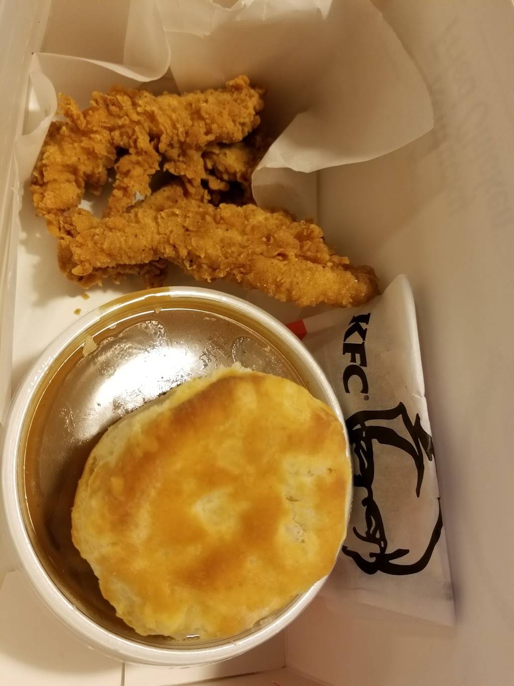 KFC | restaurant | 4175 W Shaw Ave, Fresno, CA 93722, USA | 5592755917 OR +1 559-275-5917