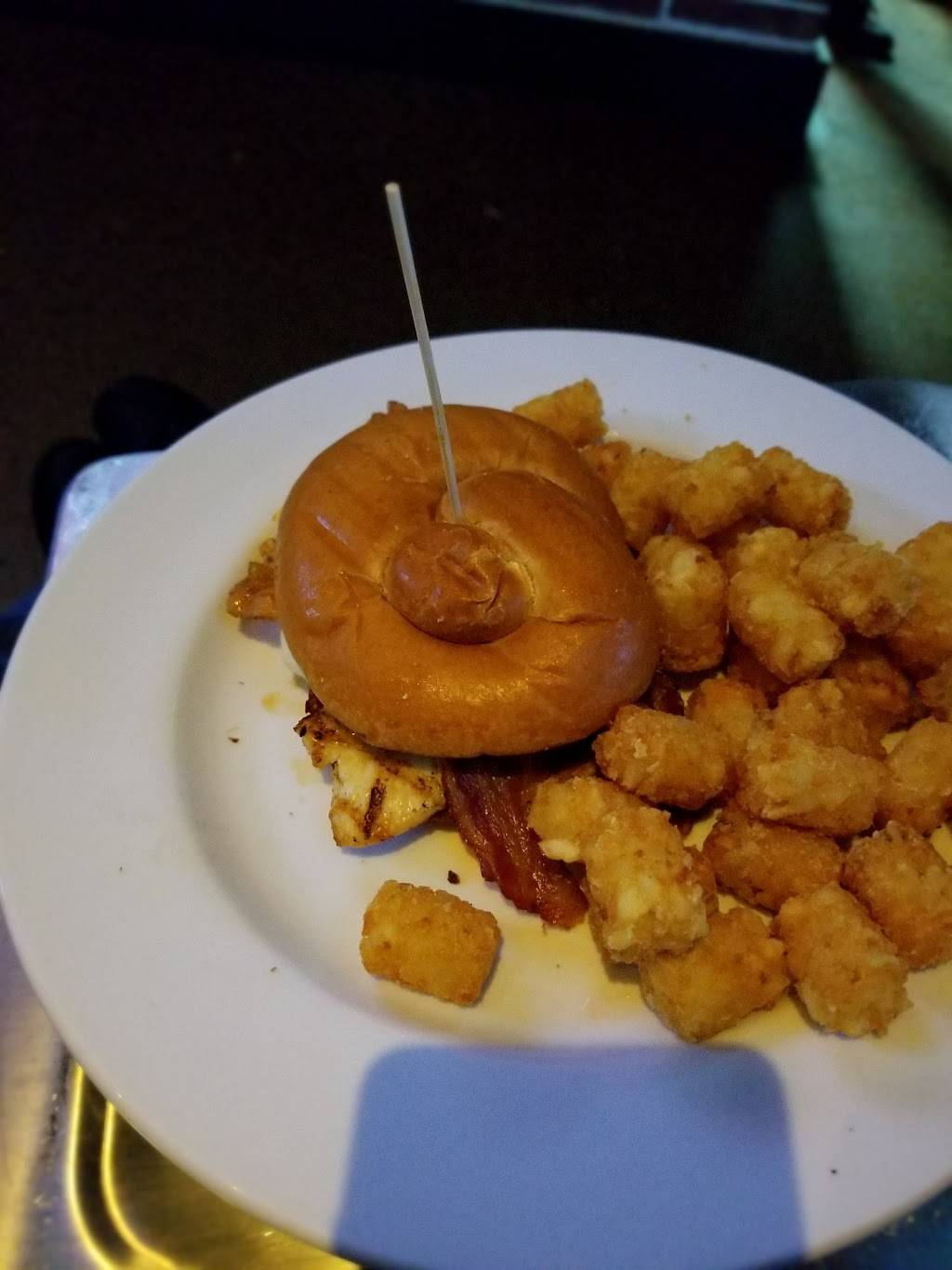 Brick House Tavern + Tap | restaurant | 17111 TX-249, Houston, TX 77064, USA | 8329121094 OR +1 832-912-1094