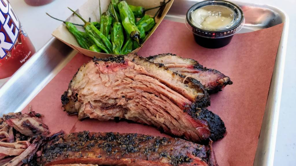 Reveille Barbecue Co | restaurant | 37421 FM 1774, Magnolia, TX 77355, USA | 2818574338 OR +1 281-857-4338