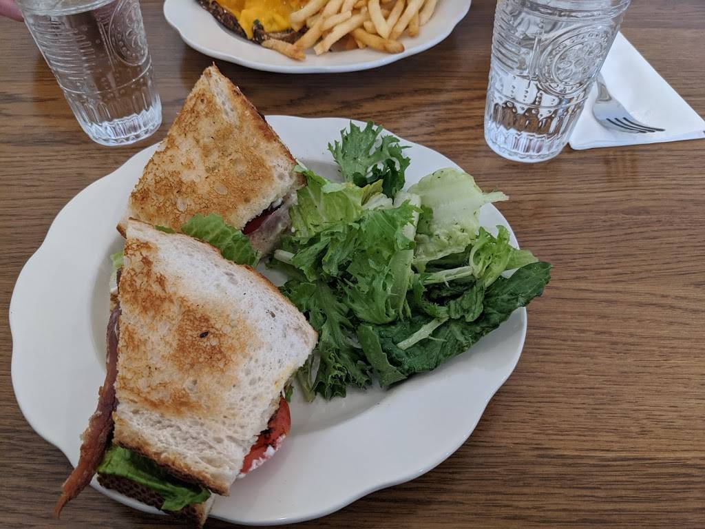 Heathers | restaurant | 5201 Chicago Ave, Minneapolis, MN 55417, USA | 6124458822 OR +1 612-445-8822