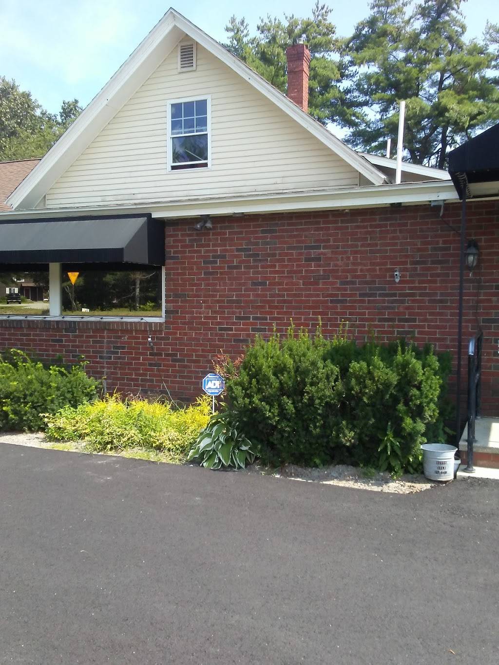 Francos Bistro | restaurant | 907 Roosevelt Trail, Windham, ME 04062, USA | 2078923700 OR +1 207-892-3700