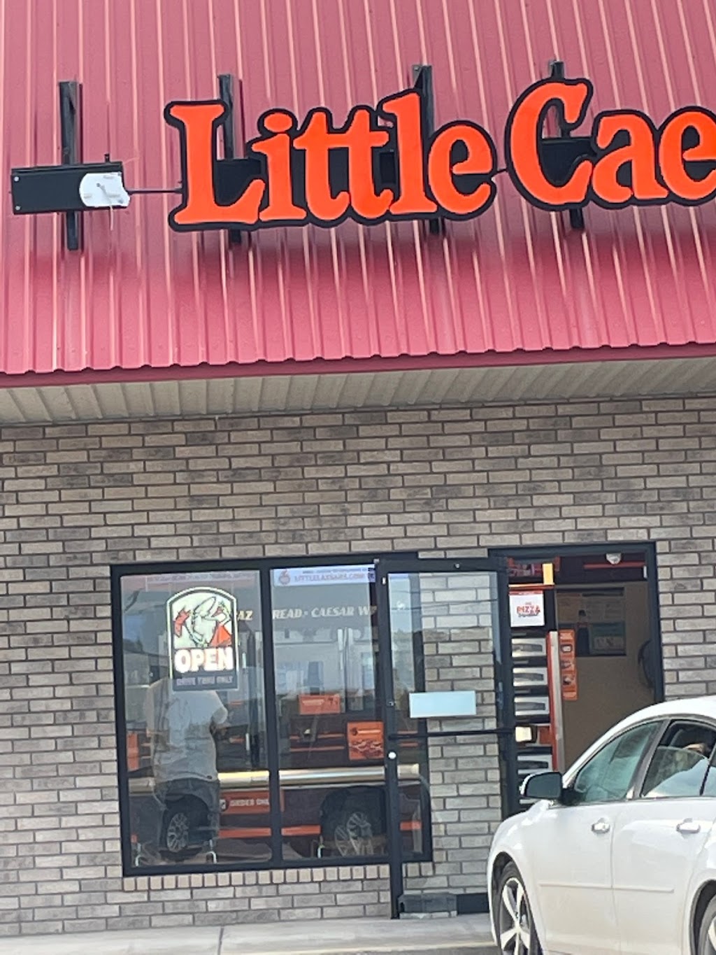 Little Caesars Pizza | meal delivery | 24 SW 28th St, Perryton, TX 79070, USA | 8066485555 OR +1 806-648-5555