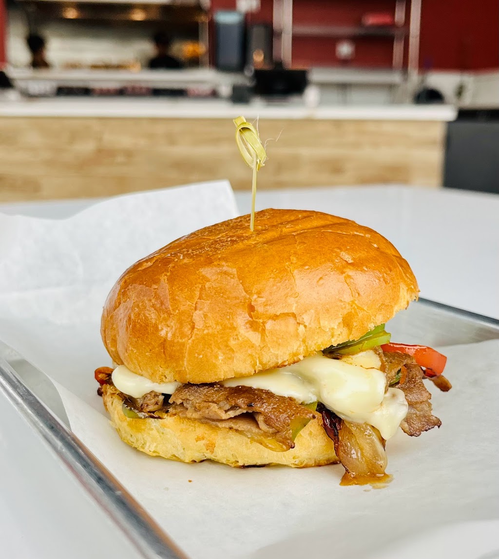 Big Cheech’s Chicken, Waffles and Sliders | restaurant | 9810 Carroll Canyon Rd, San Diego, CA 92131, USA | 8582154221 OR +1 858-215-4221