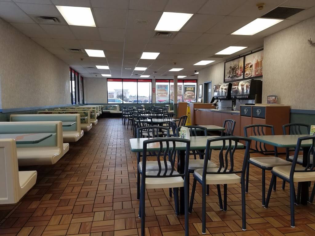 Burger King | restaurant | 5345 Transit Rd, Williamsville, NY 14221, USA | 7166885595 OR +1 716-688-5595