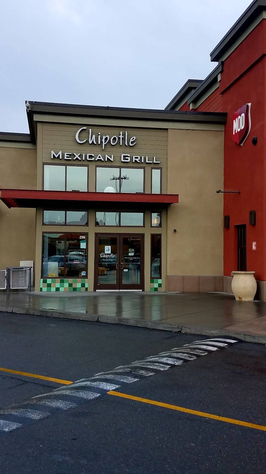 Chipotle Mexican Grill | restaurant | 2314 S Shore Center, Alameda, CA 94501, USA | 5103371592 OR +1 510-337-1592