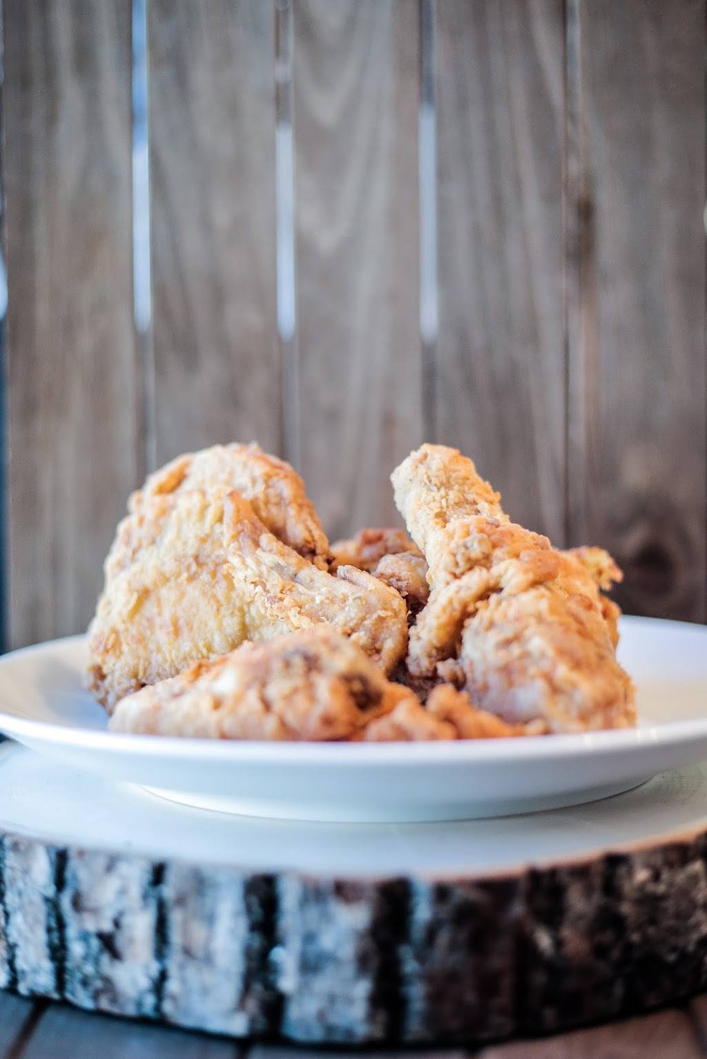 Kinfolk Southern Eats & Treats, LLC. | restaurant | 1410 N 25th St, Fort Pierce, FL 34947, USA | 7728824188 OR +1 772-882-4188