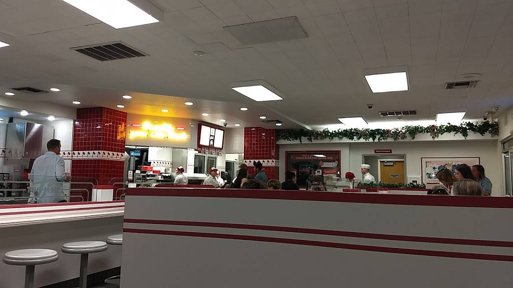 In-N-Out Burger | restaurant | 1275 Dana Dr, Redding, CA 96003, USA | 8007861000 OR +1 800-786-1000