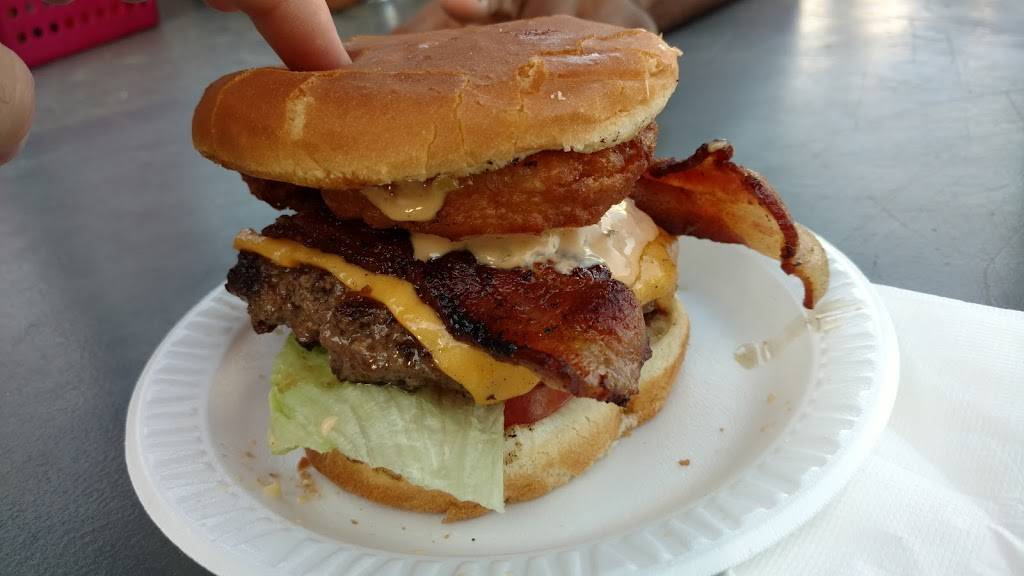 Steves Burgers | restaurant | 506 US-46, Garfield, NJ 07026, USA | 9737721770 OR +1 973-772-1770