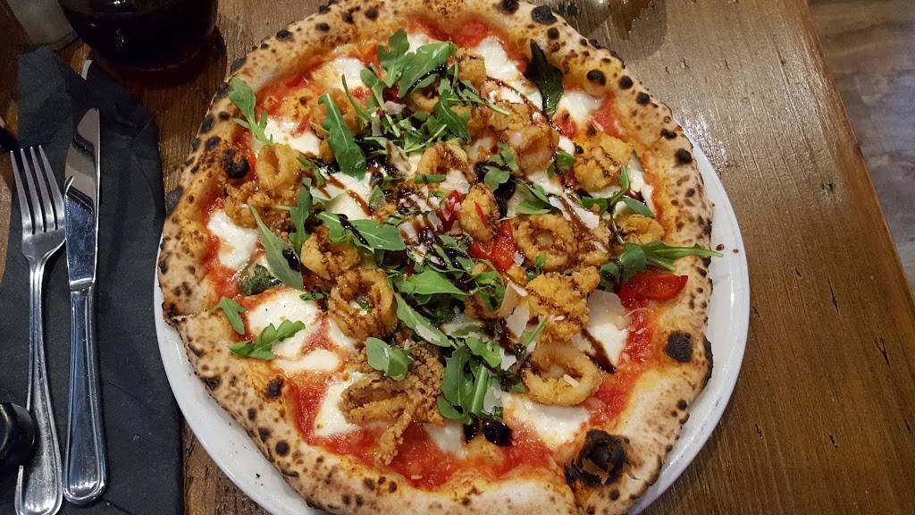 Pasquales Pizzeria Napoletana | restaurant | 60 S County Commons Way, South Kingstown, RI 02879, USA | 4017832900 OR +1 401-783-2900