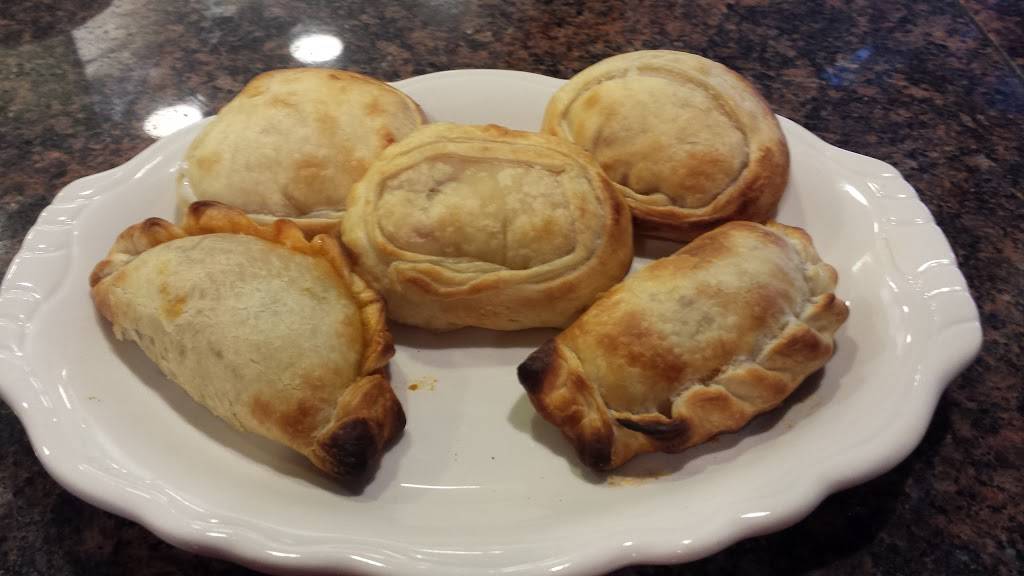 El Campo Authentic Argentinean Empanadas | restaurant | 1155 Clubview Blvd N, Columbus, OH 43235, USA | 6146538532 OR +1 614-653-8532