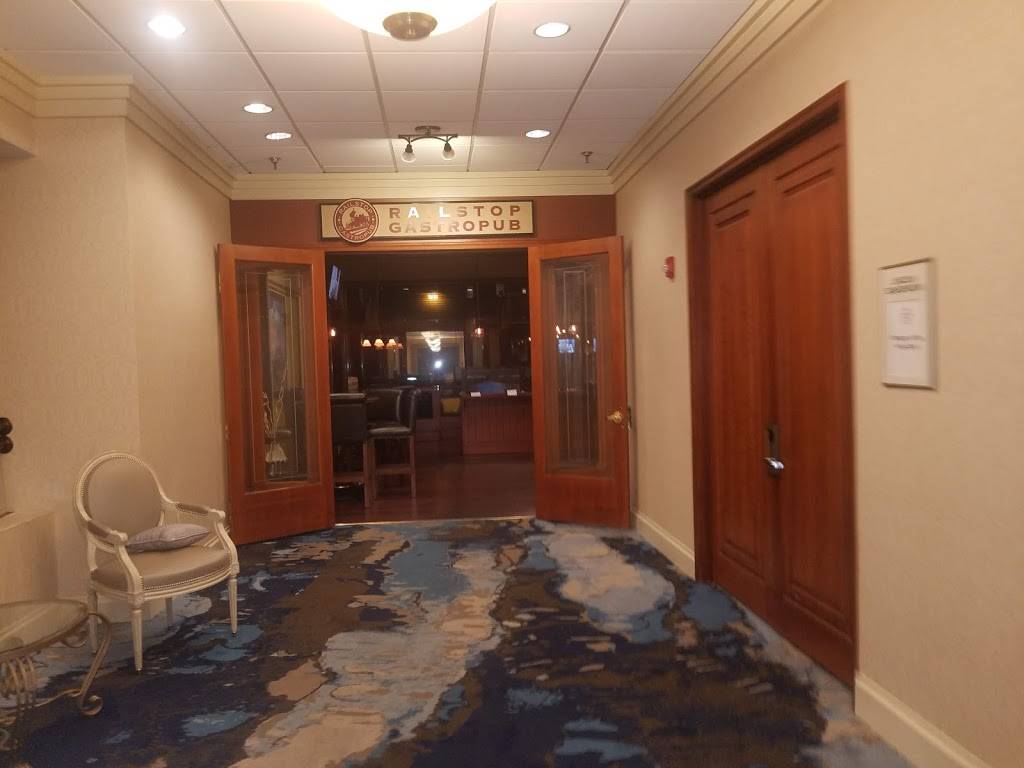 Railstop Gastropub | restaurant | 901 N Fairfax St, Alexandria, VA 22314, USA | 7036838793 OR +1 703-683-8793