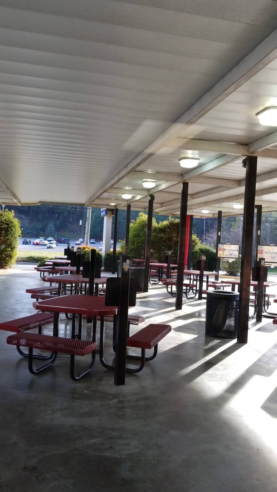 Sonic Drive-In | restaurant | 210 Charlotte Hwy, Asheville, NC 28803, USA | 8282994930 OR +1 828-299-4930