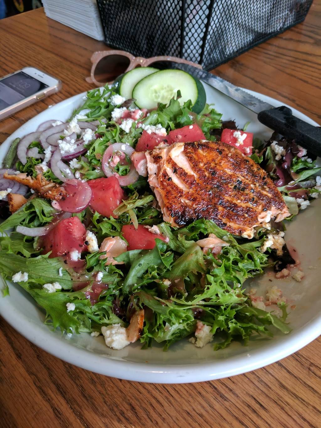 Brown Dog Deli | restaurant | 40 Broad St, Charleston, SC 29401, USA | 8438538081 OR +1 843-853-8081