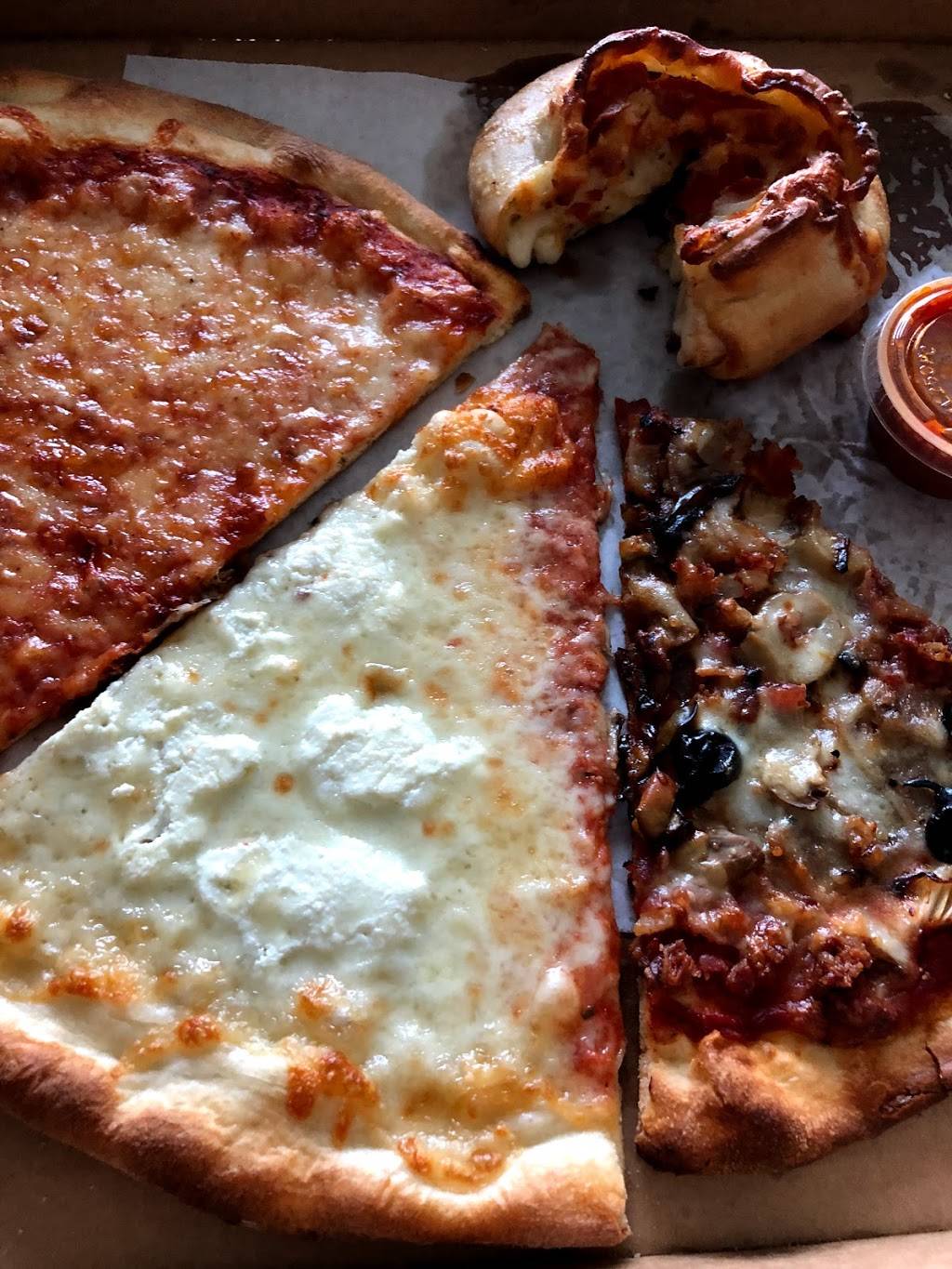 Lake Worth Pizza | restaurant | 516 S Dixie Hwy #4, Lake Worth, FL 33460, USA | 5615860588 OR +1 561-586-0588