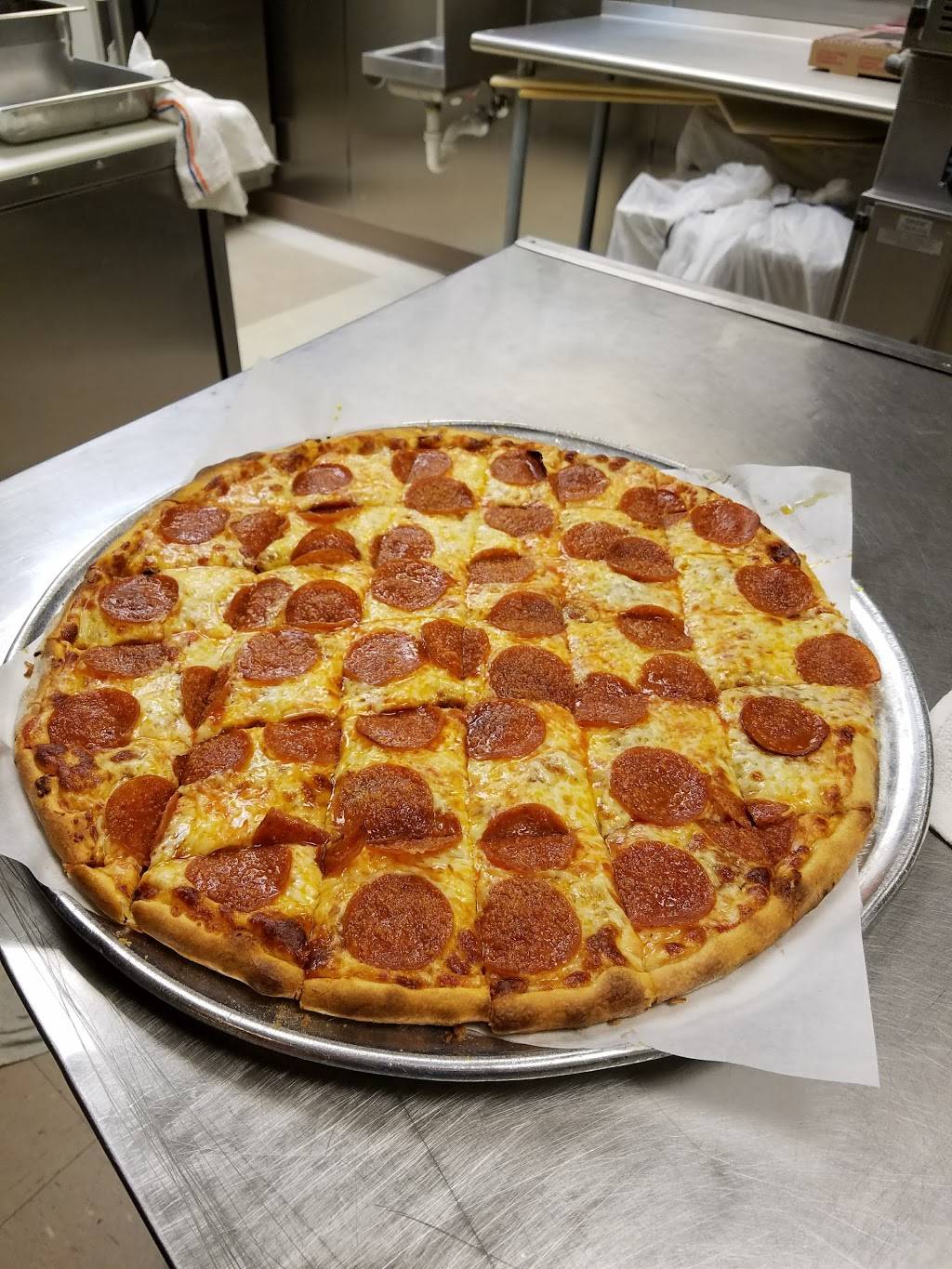 Davenports Pizza Palace | restaurant | 2837 Cahaba Rd, Birmingham, AL 35223, USA | 2058798603 OR +1 205-879-8603