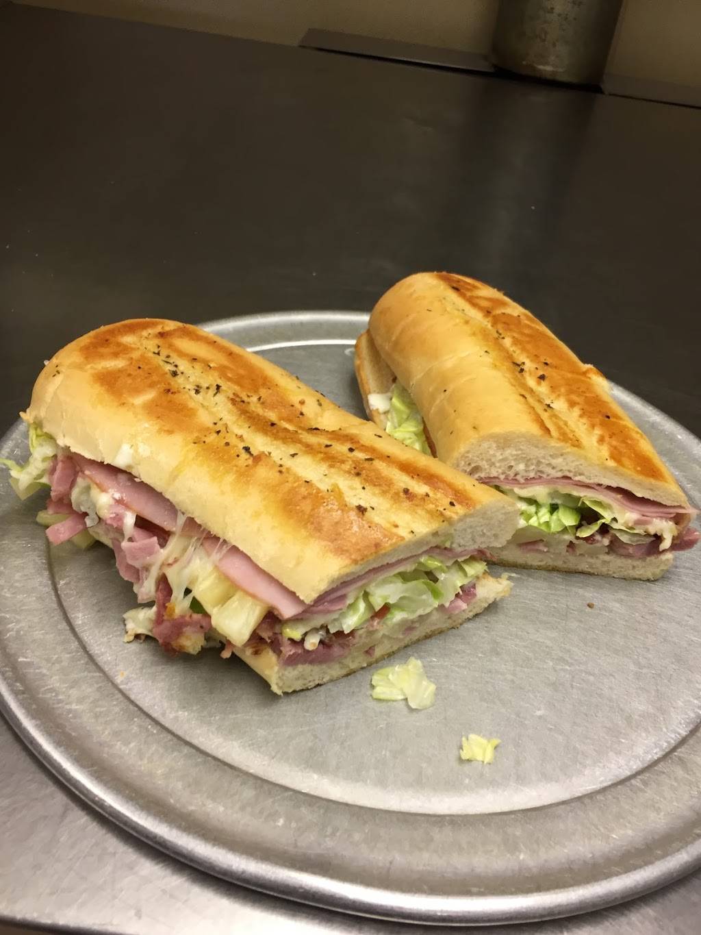 Deanos Pizza | restaurant | 619 W Houghton Ave, West Branch, MI 48661, USA | 9893452393 OR +1 989-345-2393