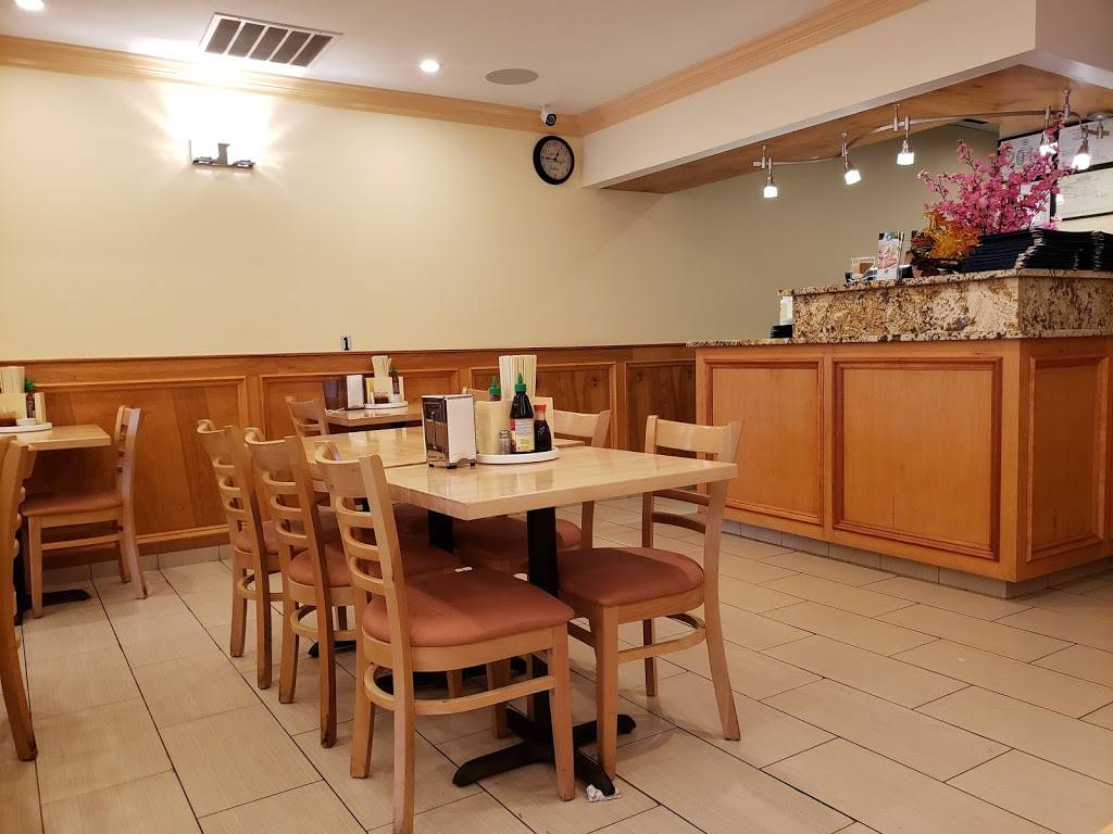 Hai Duong Restaurant Springfield | restaurant | 7033 Brookfield Plaza, Springfield, VA 22150, USA | 7035593595 OR +1 703-559-3595