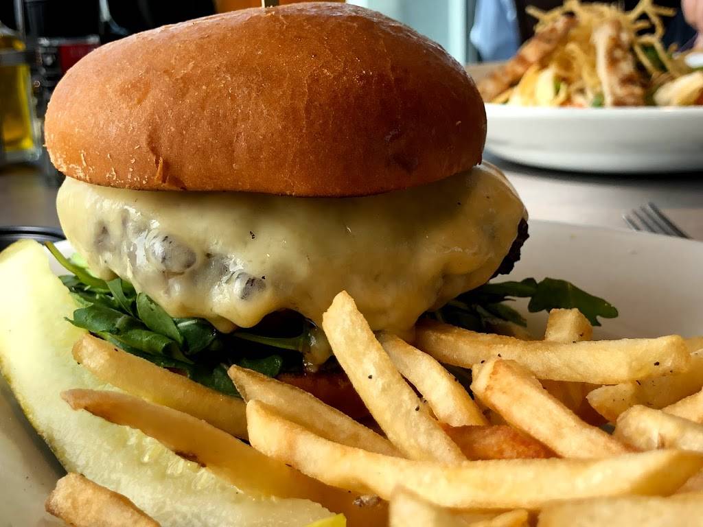 Viena Farm-to-Table Dining | restaurant | 7 NW 20th Street &, S Le Jeune Rd, Miami, FL 33122, USA | 3058698844 OR +1 305-869-8844