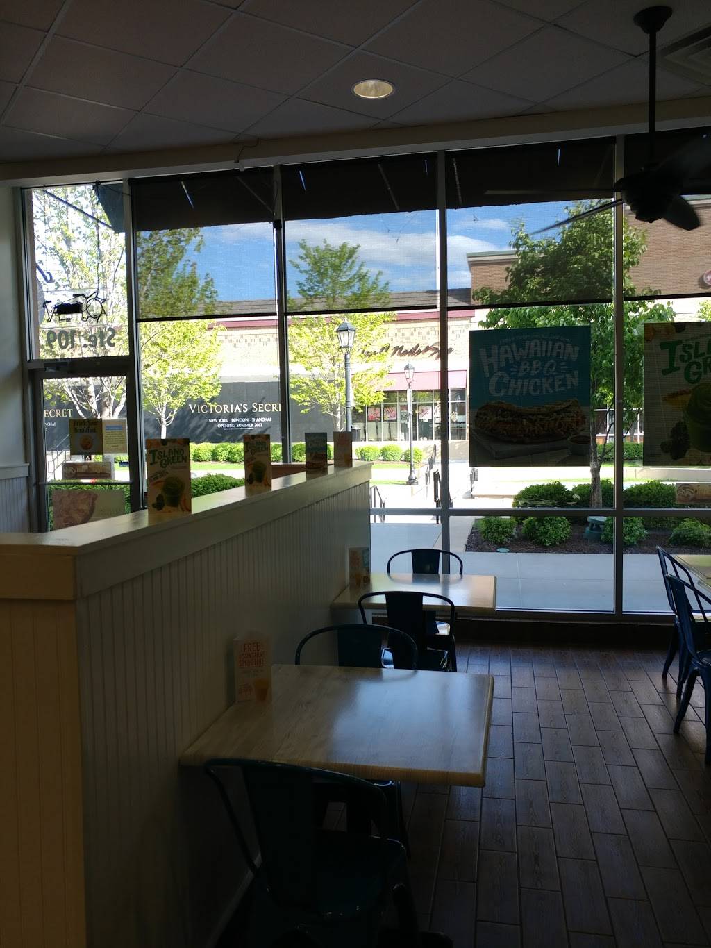 Tropical Smoothie Cafe | restaurant | 7902 Towne Center Pkwy #109, Papillion, NE 68046, USA | 4026149050 OR +1 402-614-9050