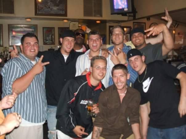 Canary Inn Bar & Grill | restaurant | 506 Center St, North Muskegon, MI 49445, USA | 2317442381 OR +1 231-744-2381