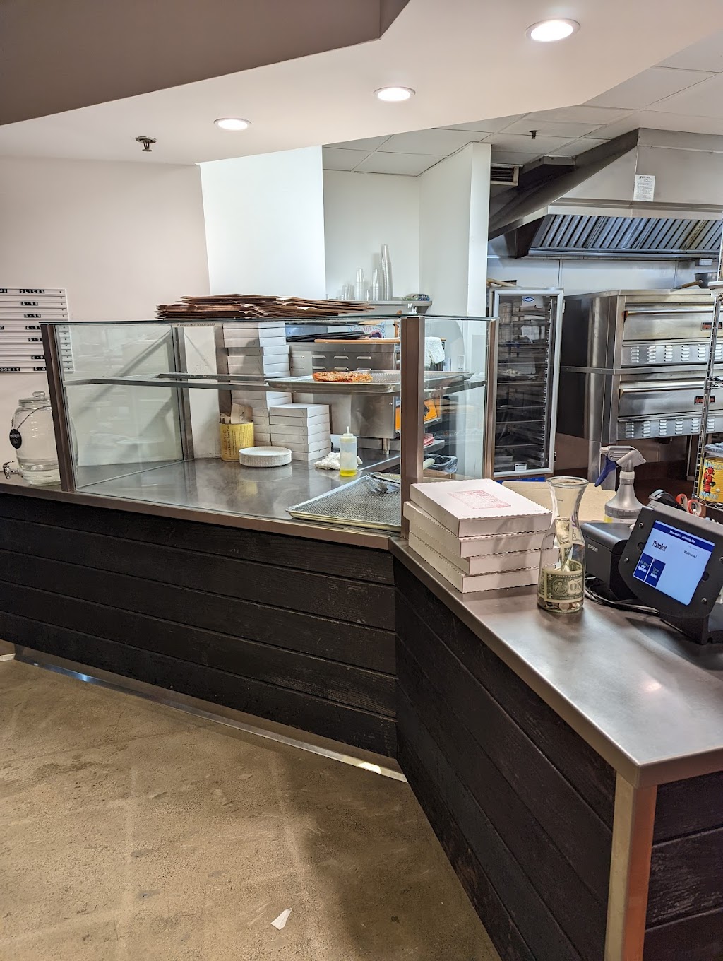 Sals Famous Pizzeria | restaurant | 610 N Coast Hwy, Laguna Beach, CA 92651, USA | 9495494778 OR +1 949-549-4778