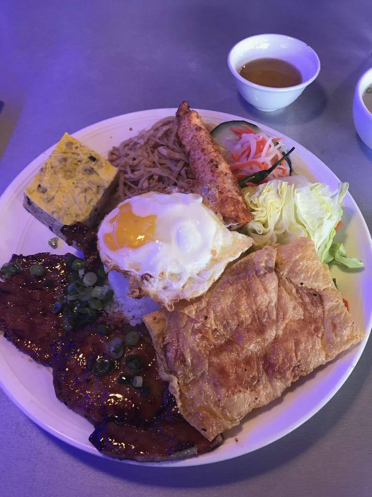 Com Tam Thien Huong | restaurant | 41 Serra Way #106, Milpitas, CA 95035, USA | 6692355132 OR +1 669-235-5132