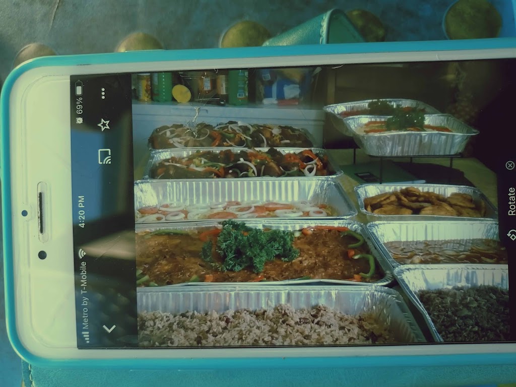 E&J all American -Haitian cusine | restaurant | Amoray Resort, 104250 Overseas Hwy, Key Largo, FL 33037, USA | 3052006717 OR +1 305-200-6717