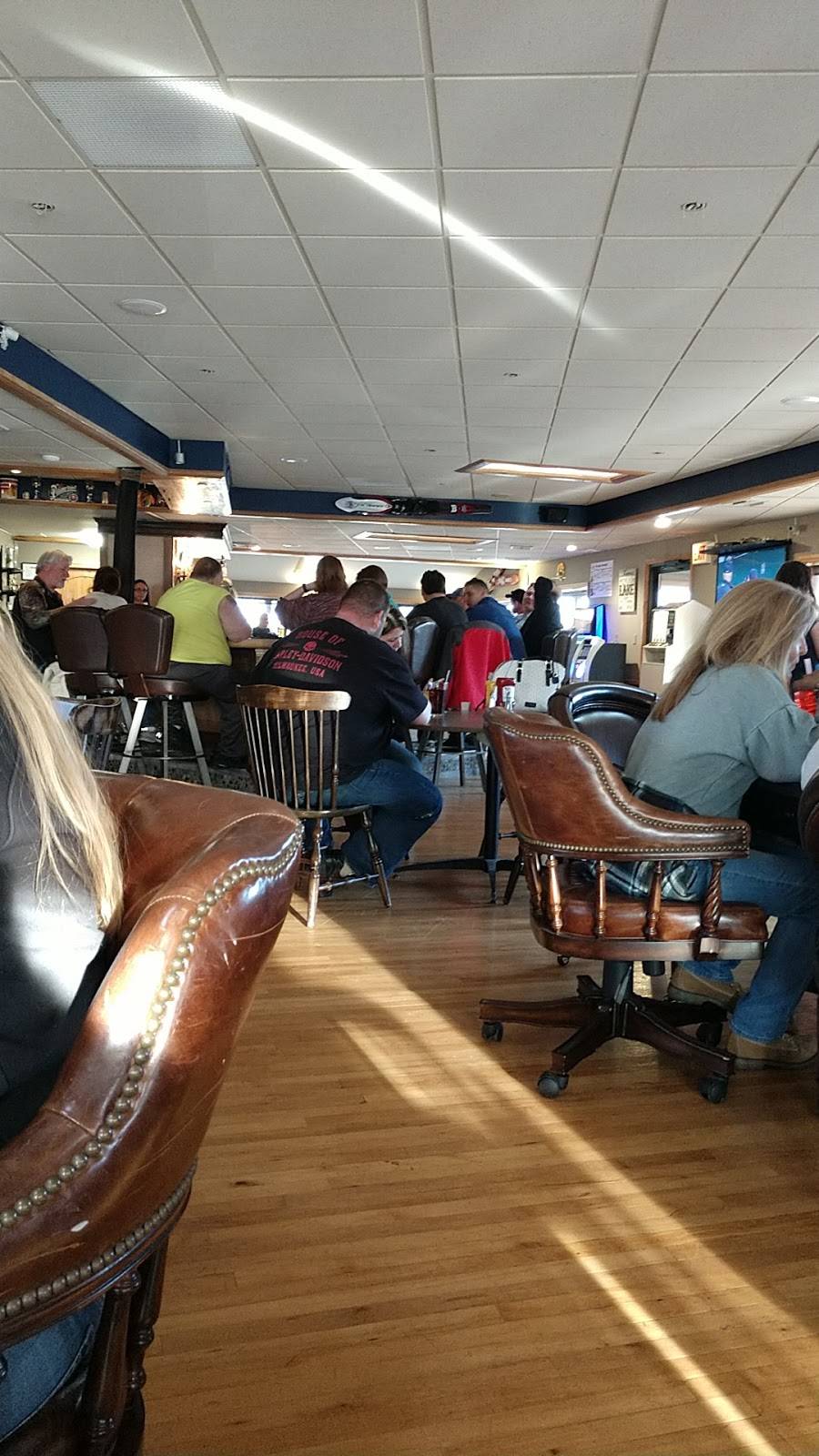 The Rock Bar | restaurant | 1130, N1530 Powers Lake Rd, Genoa City, WI 53128, USA | 2623252100 OR +1 262-325-2100