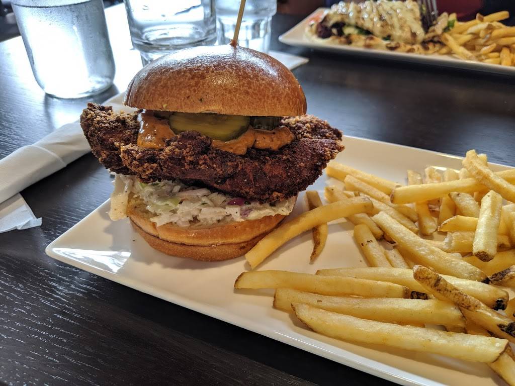 Square Roots | restaurant | 108 N Main St, Crown Point, IN 46307, USA | 2193108322 OR +1 219-310-8322