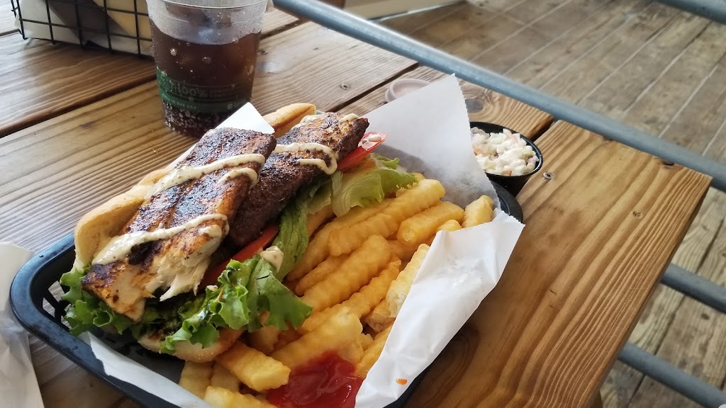 Dewey Destins Navarre | restaurant | 8673 Navarre Pkwy, Navarre, FL 32566, USA | 8507107070 OR +1 850-710-7070