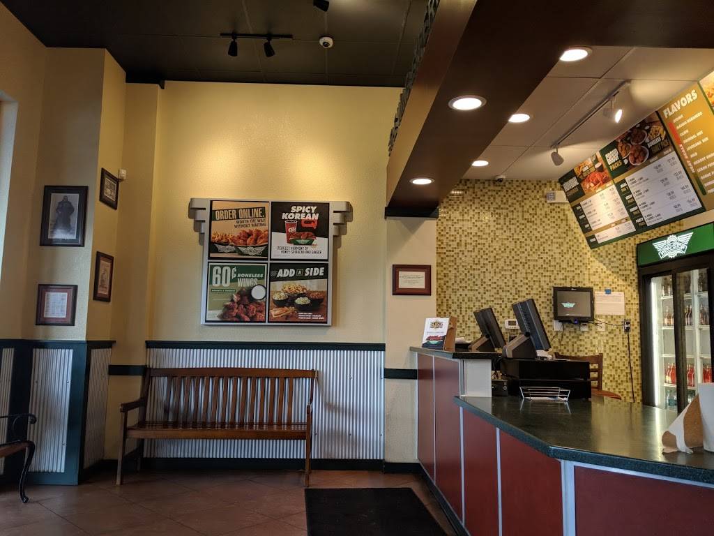 Wingstop | restaurant | 2435 Nashville Rd Ste 106, Bowling Green, KY 42101, USA | 2708439464 OR +1 270-843-9464