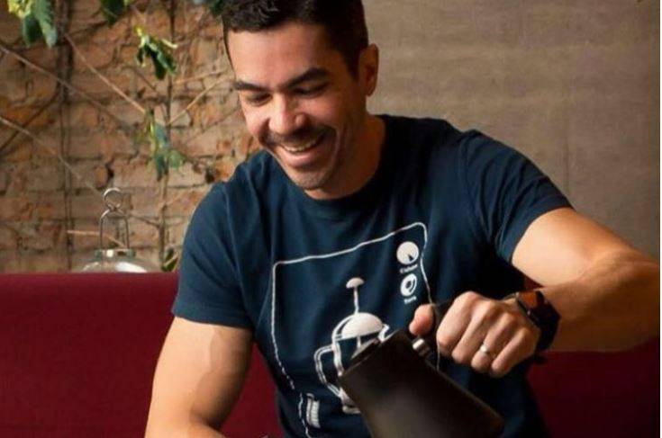 Sofá Café | cafe | 181 Concord St, Framingham, MA 01702, USA | 8572502381 OR +1 857-250-2381