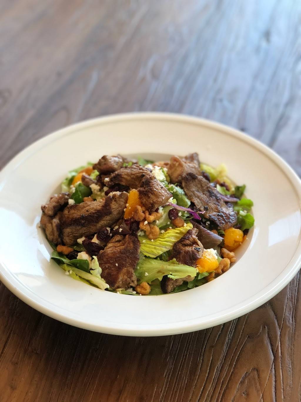 The General Deck-Bar-Grill | night club | 76 Street Rd, Southampton, PA 18966, USA | 2153221000 OR +1 215-322-1000