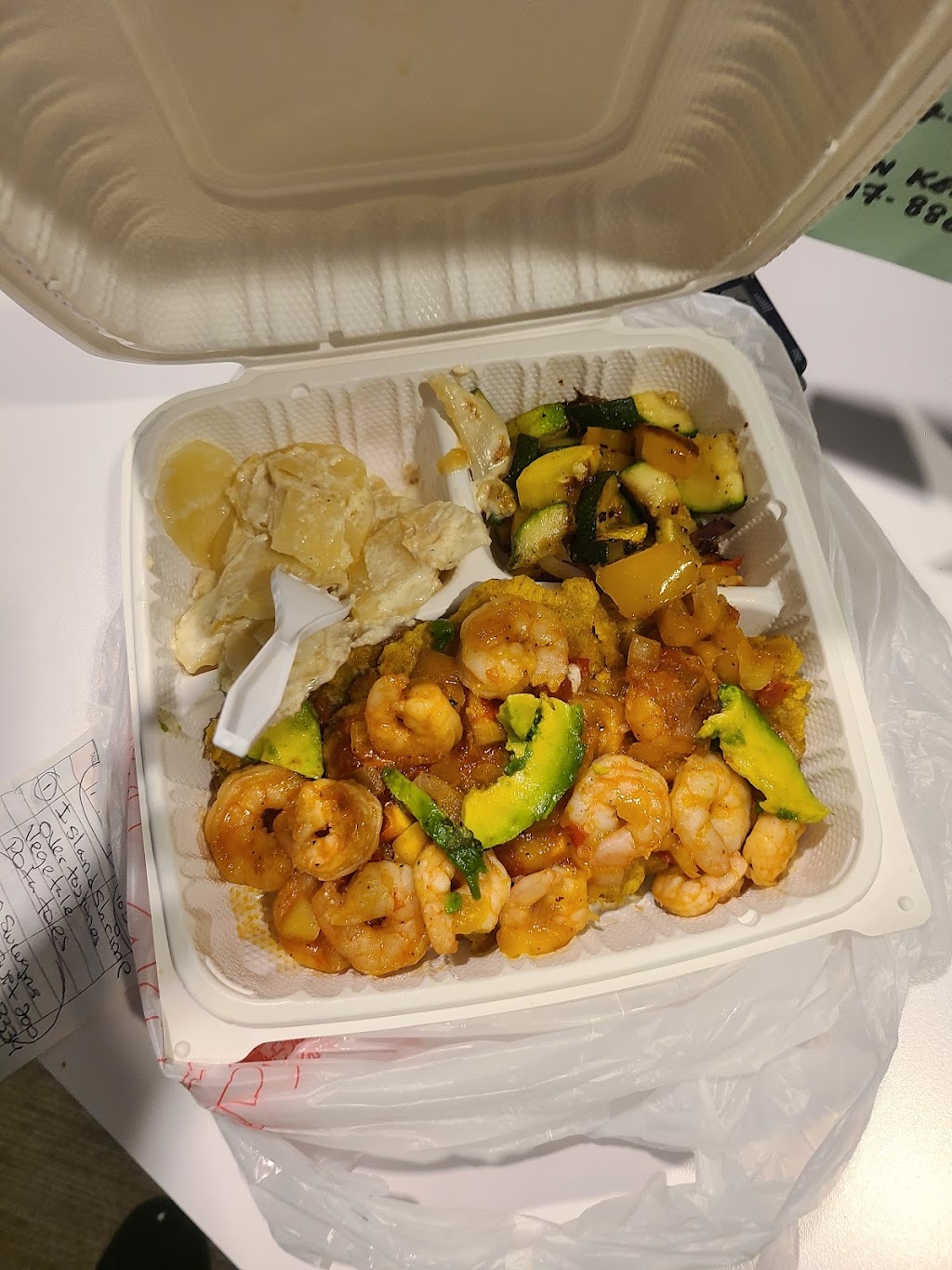 Yolis Kitchen | restaurant | 13110 W State Rd 84, Davie, FL 33325, USA | 9544233634 OR +1 954-423-3634