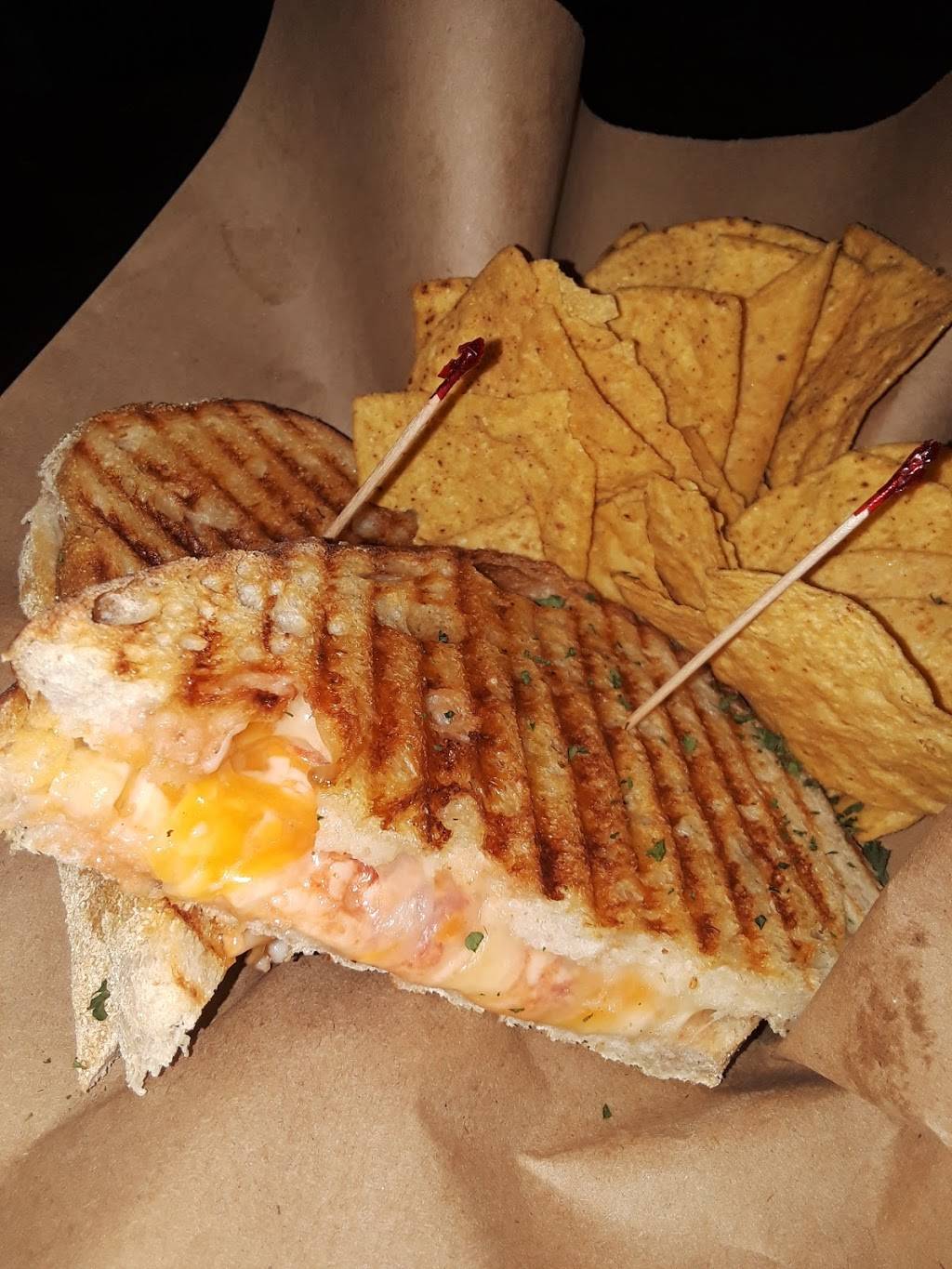 Stonedeck Pizza Pub | meal delivery | 2613 Elm St, Dallas, TX 75226, USA | 4698026742 OR +1 469-802-6742