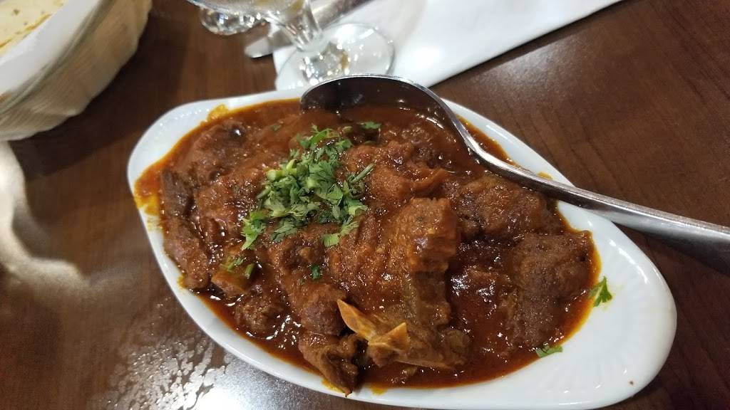 Udupi Palace | restaurant | 1341 University Blvd E, Takoma Park, MD 20912, USA | 3014343772 OR +1 301-434-3772