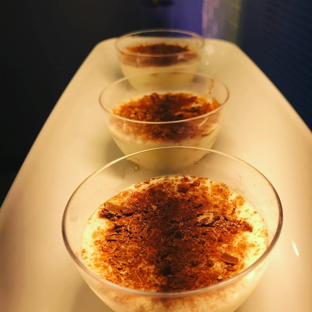 Unique Bistro | restaurant | 6260 Westpark Dr suite 120, Houston, TX 77057, USA | 9293827472 OR +1 929-382-7472