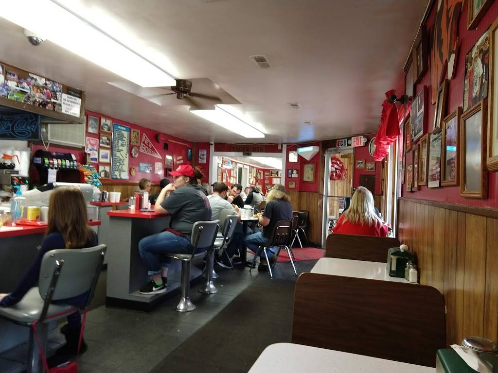 Hickies Hamburger Inn | restaurant | 3800 Rhodes Ave, New Boston, OH 45662, USA | 7404569953 OR +1 740-456-9953