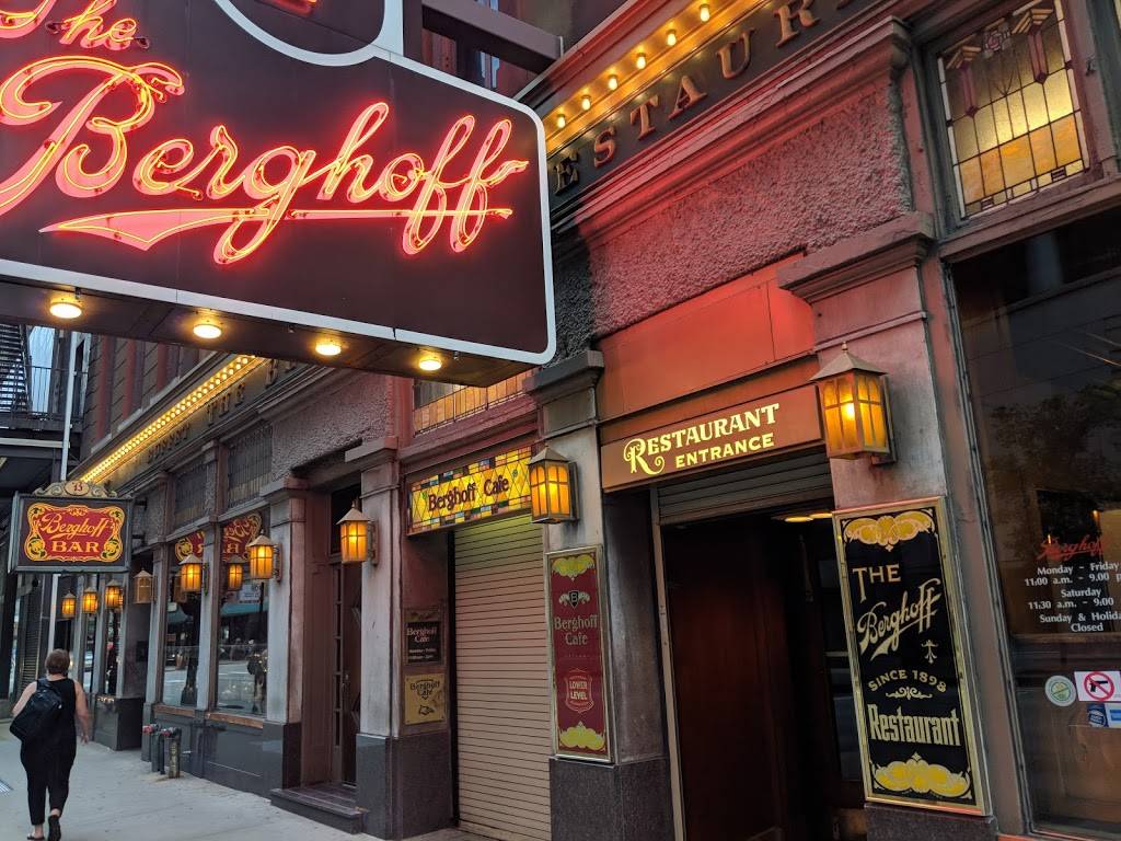 The Berghoff Restaurant | restaurant | 17 W Adams St, Chicago, IL 60603, USA | 3124273170 OR +1 312-427-3170