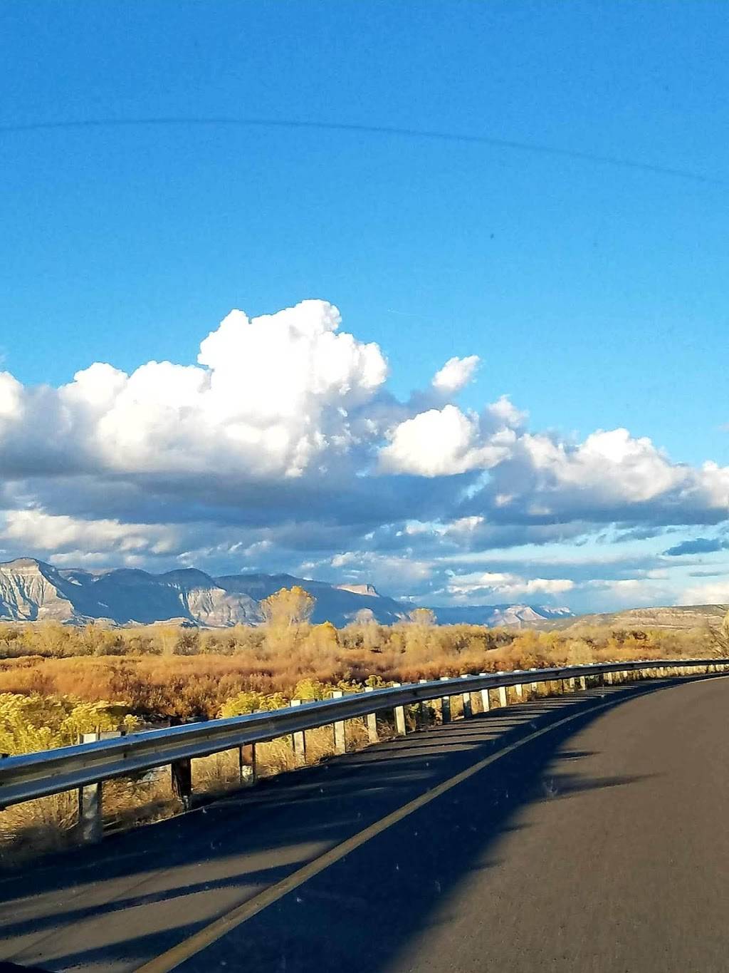 Polleria Los Plebes De Guamuchil | restaurant | int 25A, Palmas 26008, El Refugio, Tijuana, B.C., Mexico | 016642160923 OR +52 664 216 0923